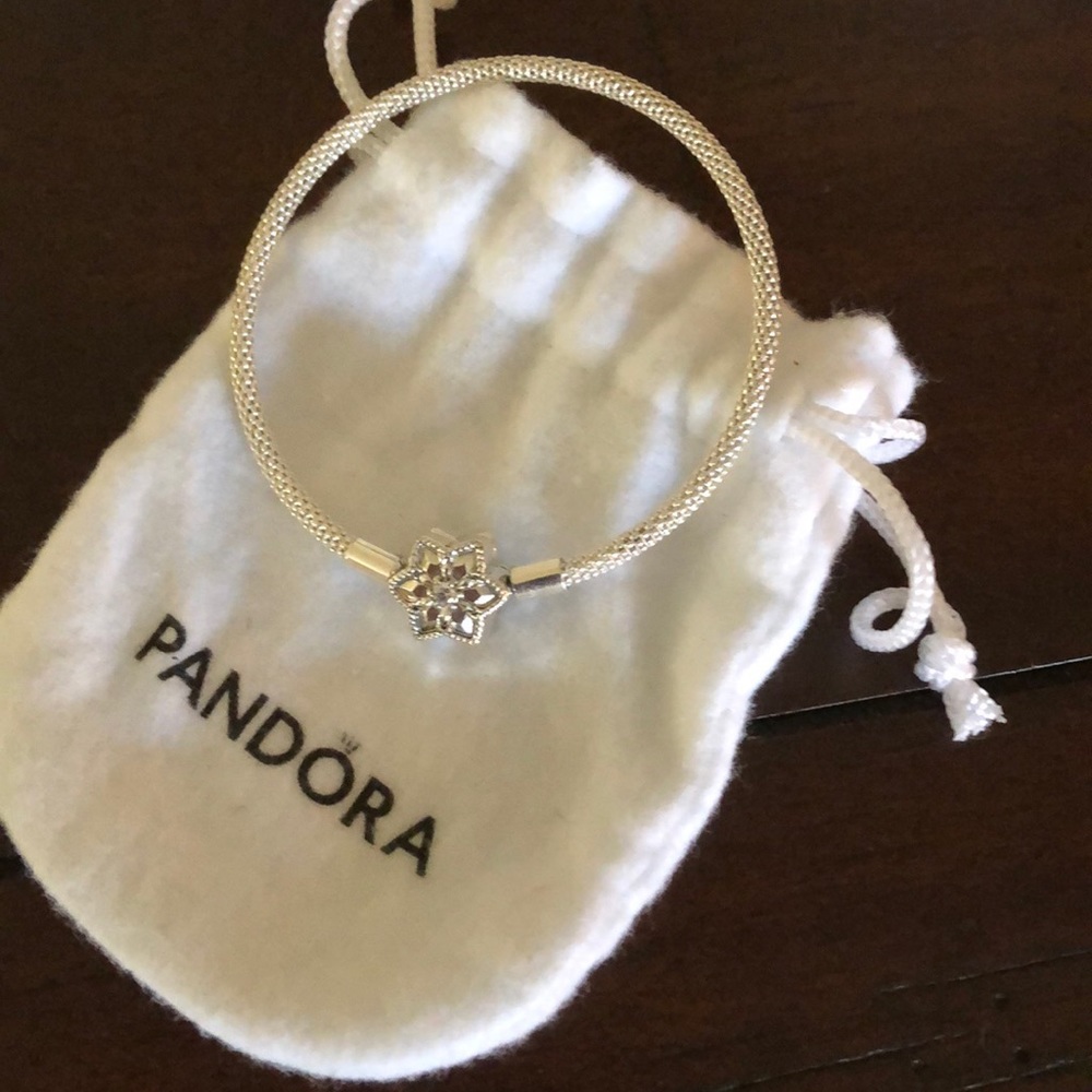 PANDORA snowflake bracelet